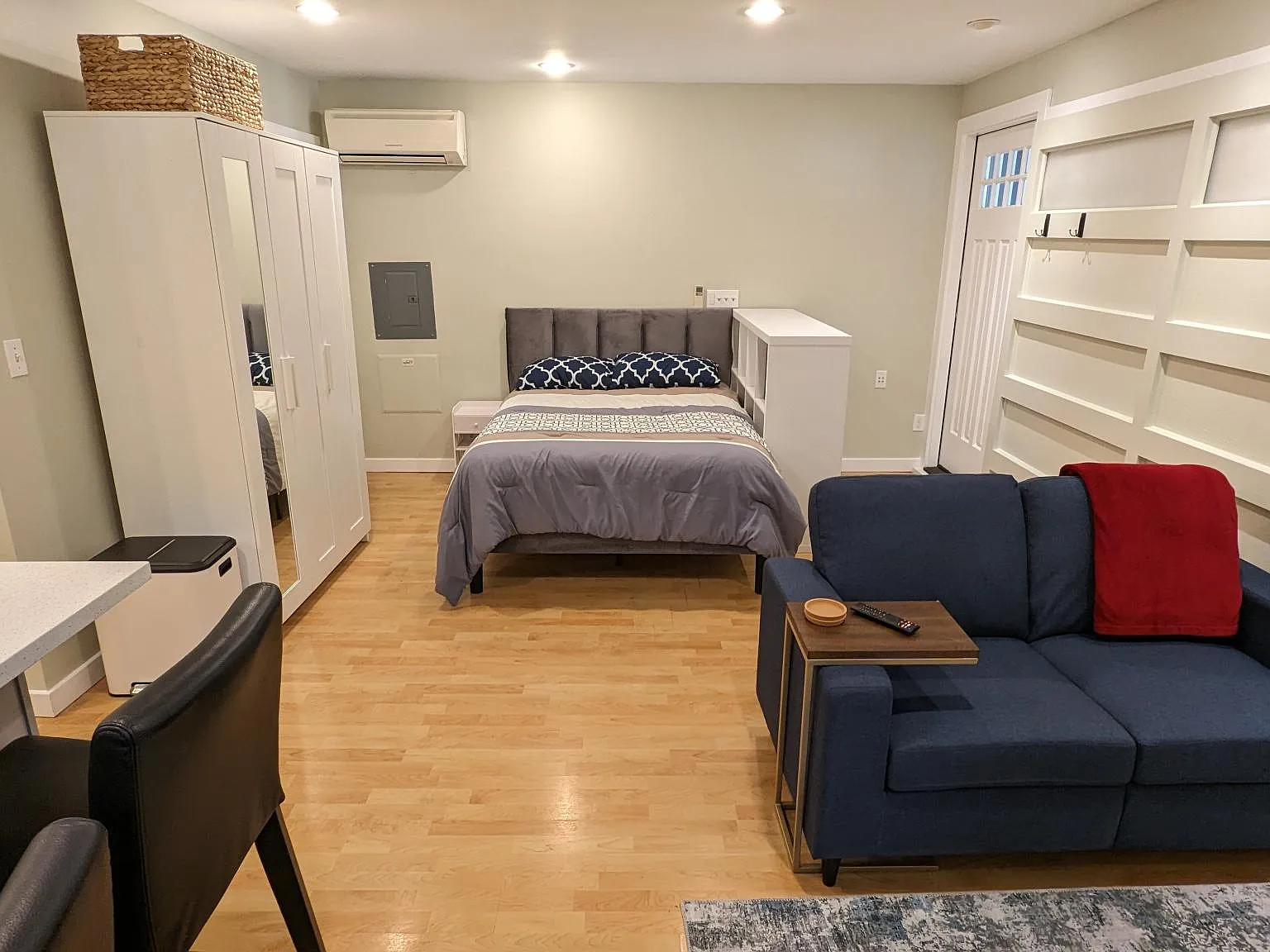 Studio, 500 sqft, $1,750 — Photo 4