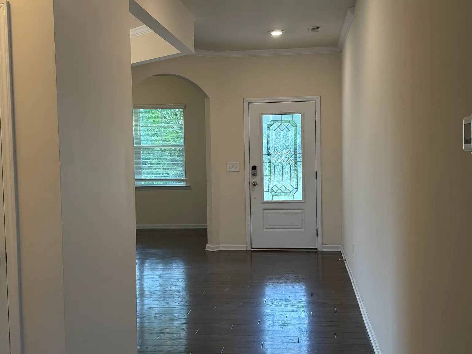 5 bed, 3.5 bath, 2934 sqft, $2,400 — Photo 3