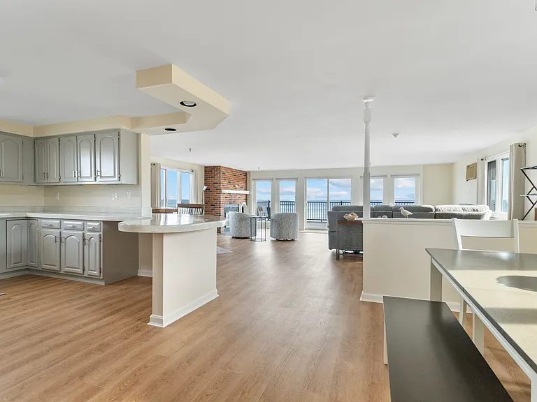 407 Ocean Blvd #A9 — Photo 7