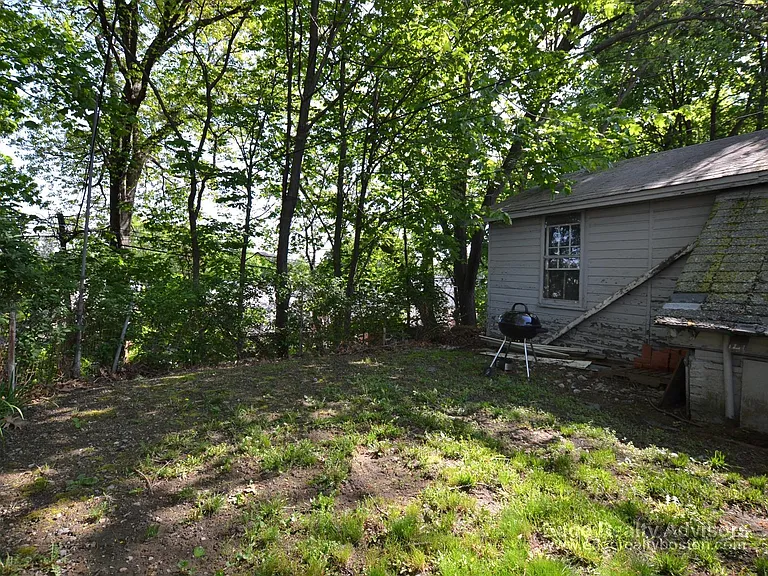 131 Nottinghill Rd #1 — Photo 13