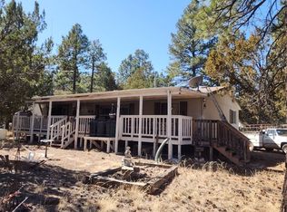 2111 Chevelon Rd, Overgaard, AZ 85933