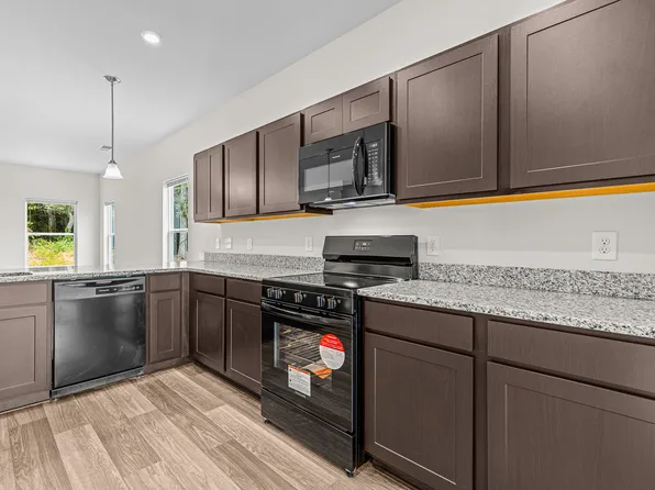 170 Marion Dr, Cartersville, GA 30120