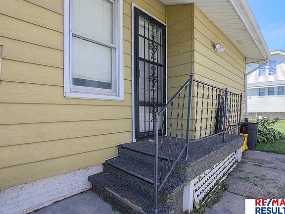4th image of 3208 Oak St