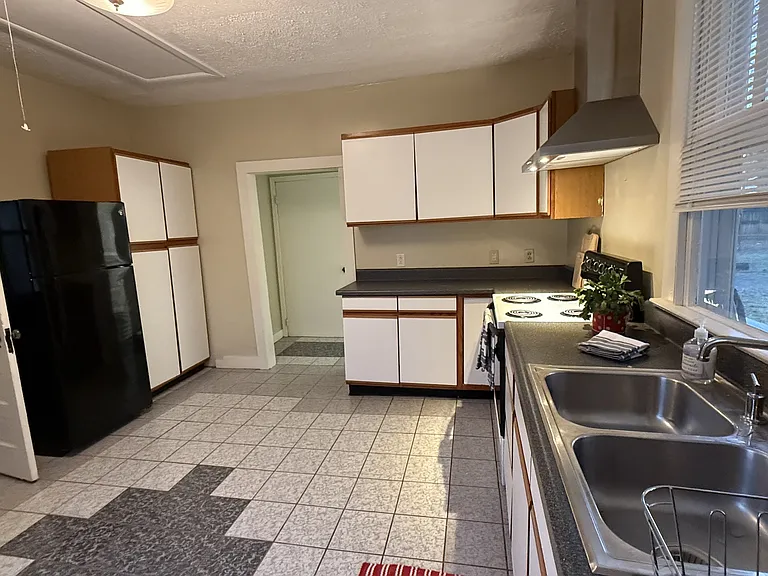 2723 Copeland St — Photo 13