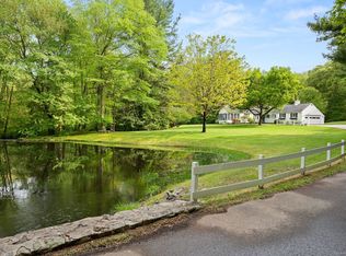 207 Ingham Hill Rd, Old Saybrook, CT 06475