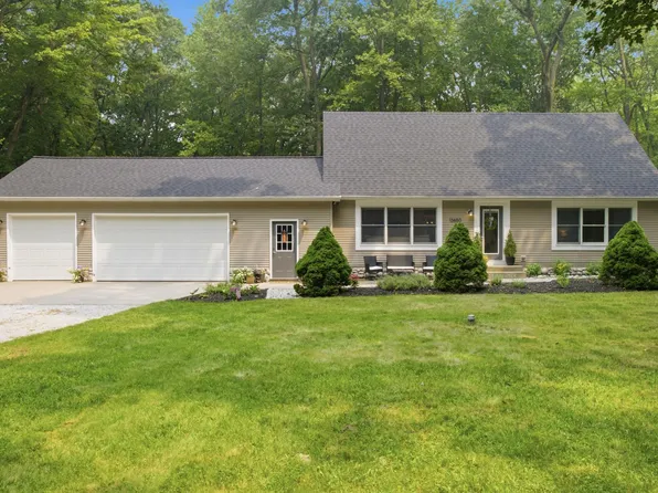 13650 148th Ave, Grand Haven, MI 49417