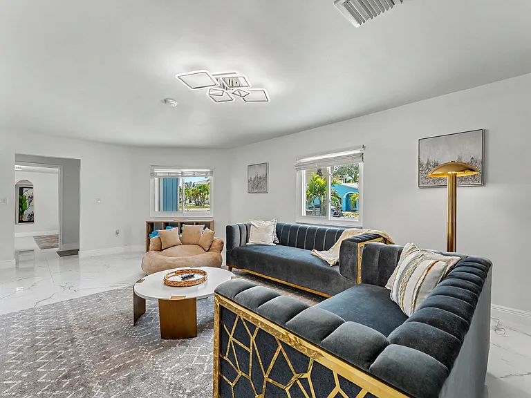 14109 W Parsley Dr — Photo 10