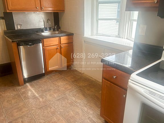 3rd image of 1225 Gregan Pl