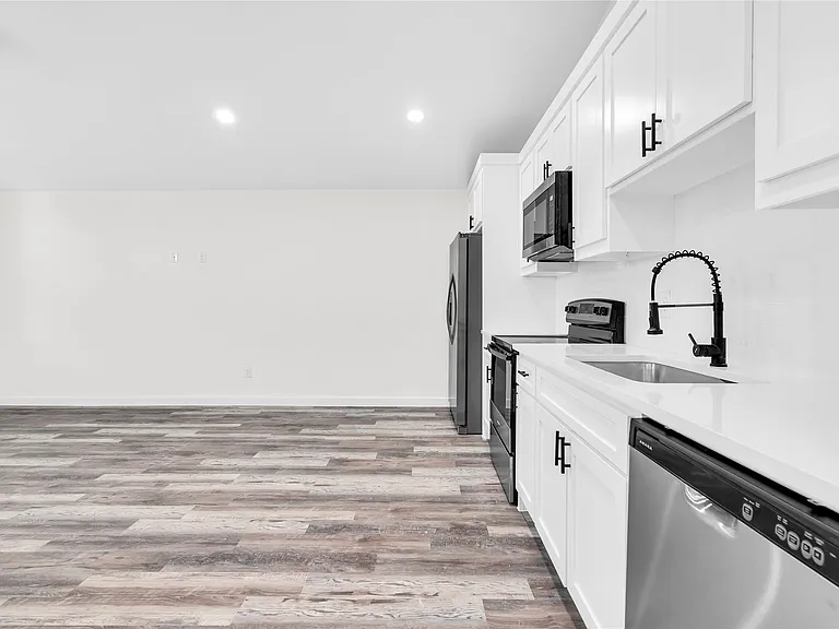 2212 Church St #A — Photo 14