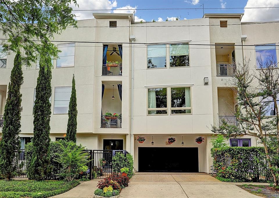 Sophisticated contemporary home one block to Memorial park and elementary school. Stunning remodeled with many updates