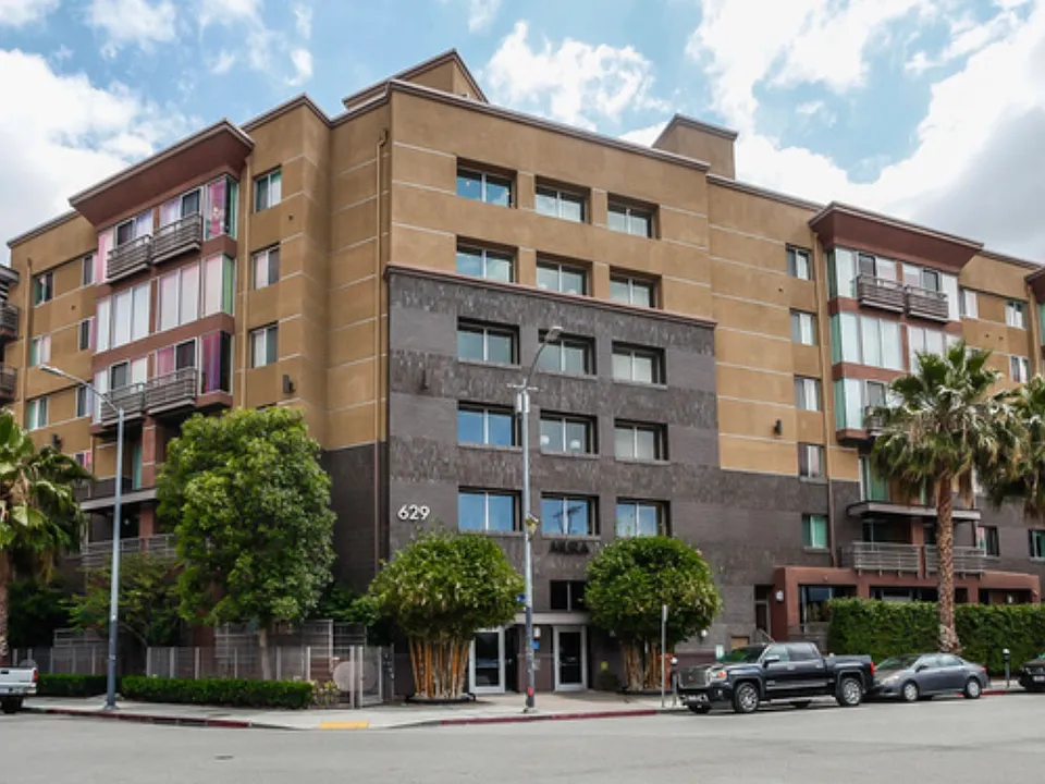 629 Traction Ave #413