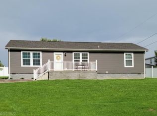 1813 Vaughn Ln, Pulaski, VA 24301