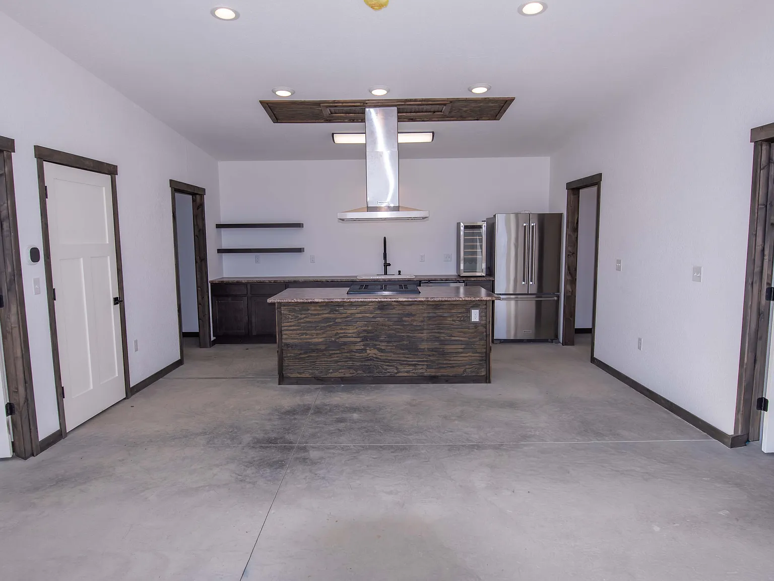 3 bed, 1541 sqft, $2,400 — Photo 4