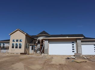 1117 Pinehurst Ct, Bennett, CO 80102