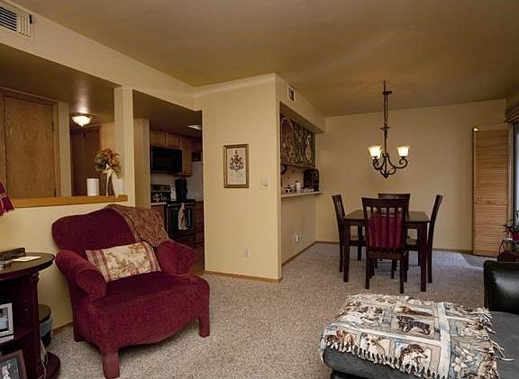 3rd image of 1300 S Monaco Street Pkwy #2