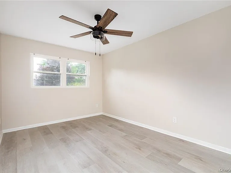21 Pond Dr W — Photo 25
