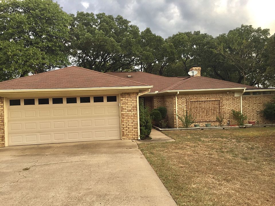 1st image of 104 Kenshire Ct