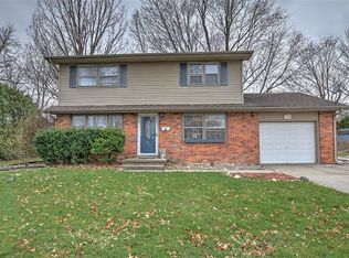 1023 S Washington St, Sullivan, IL 61951