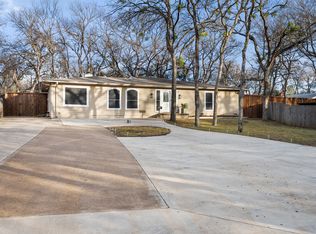 403 Norman Dr, Euless, TX 76040