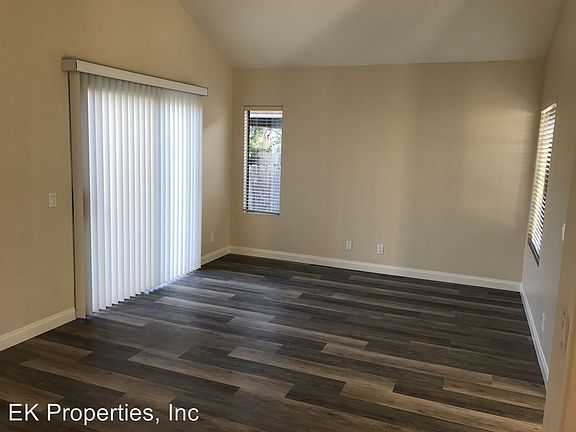 4th image of 4535 Coronado Dr