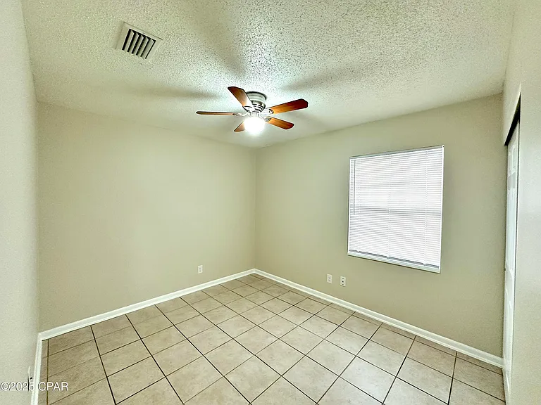 215 San Pablo St — Photo 9