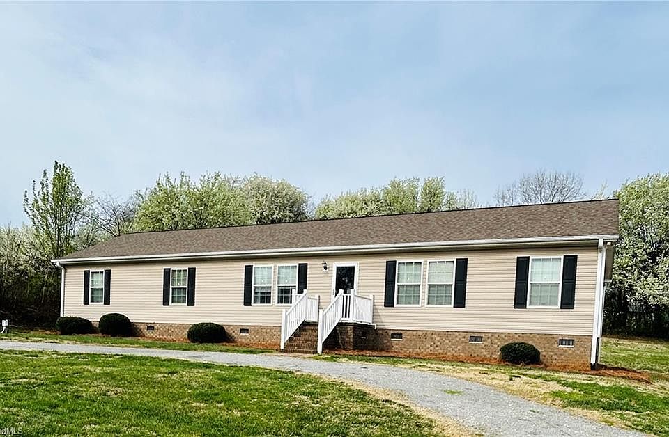 1st image of 111 Fosstoral St