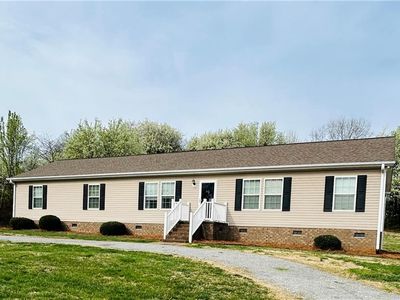 111 Fosstoral St, King, NC, 27021