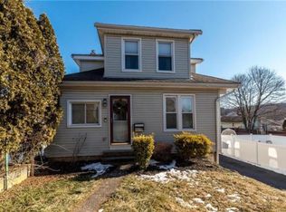 1315 Fairfax St, Allentown, PA 18103