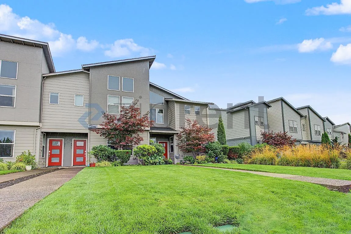 3 bed, 2.5 bath, 1670 sqft, $2,750 — Photo 3