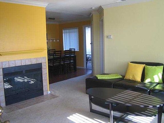 4th image of 3504 Paseo De Los Americanos Unit 72