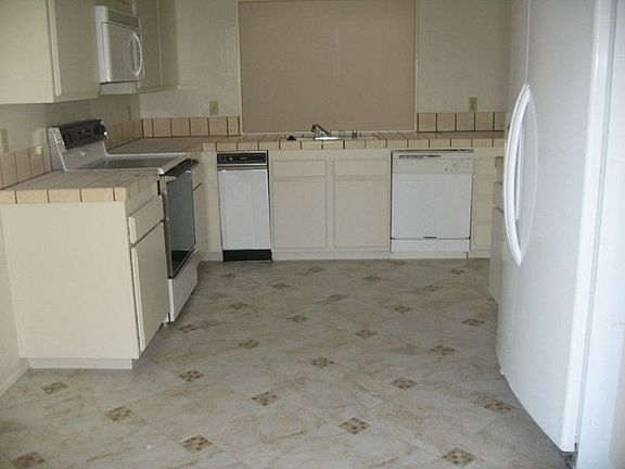 5th image of 1545 Via Brisa Del Lago