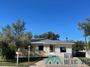 1015 Pinon Ln, Carlsbad, NM 88220