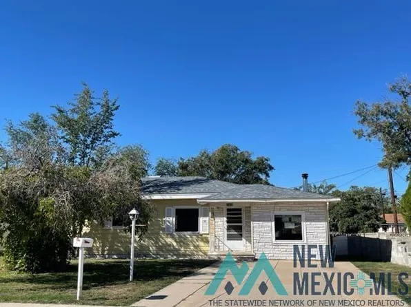 1015 Pinon Ln, Carlsbad, NM 88220