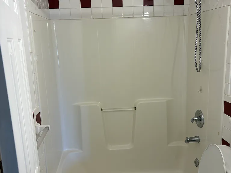 146 Roper Ln — Photo 6