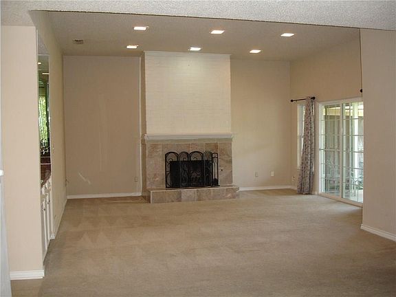 2nd image of 7103 La Cosa Dr