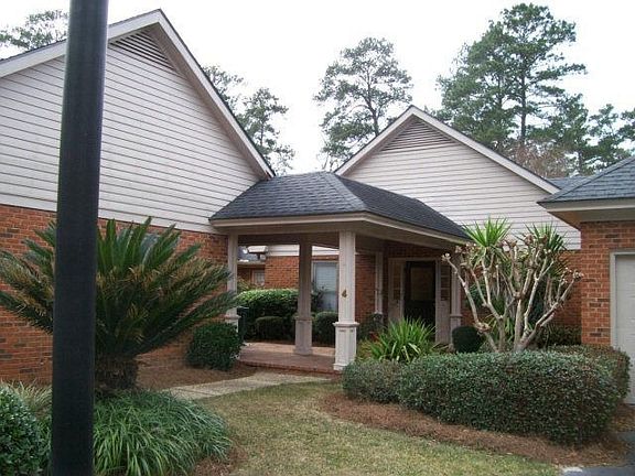 2nd image of 4 Bellemeade Dr