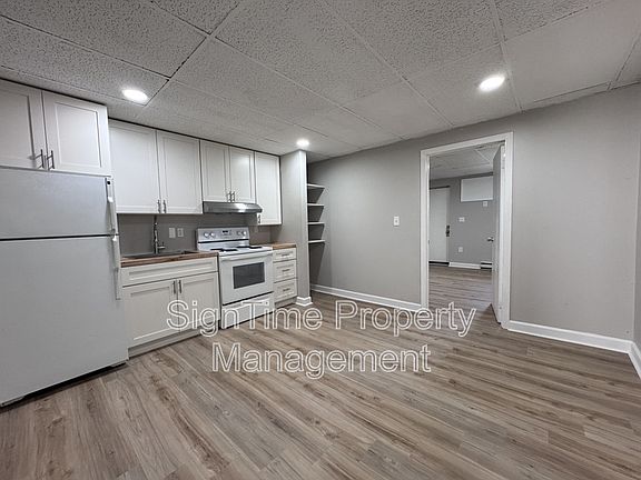 3rd image of 229 N Jonathan St #301