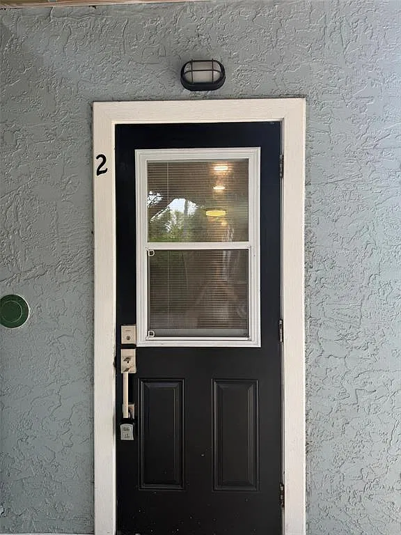 1 bed, 1.0 bath, 650 sqft, $1,350 — Photo 2