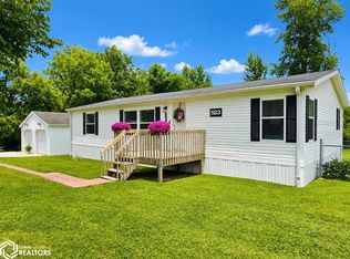 523 W 7th St, Lamoni, IA 50140
