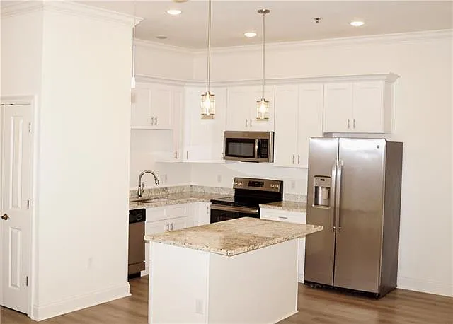 505 Lake Ave #11 — Photo 4