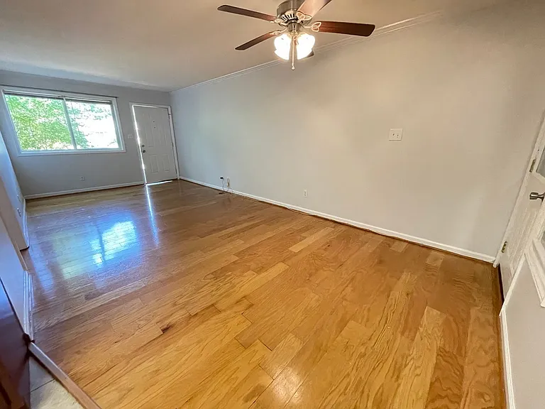 103 Sue Ann Ct #B — Photo 11