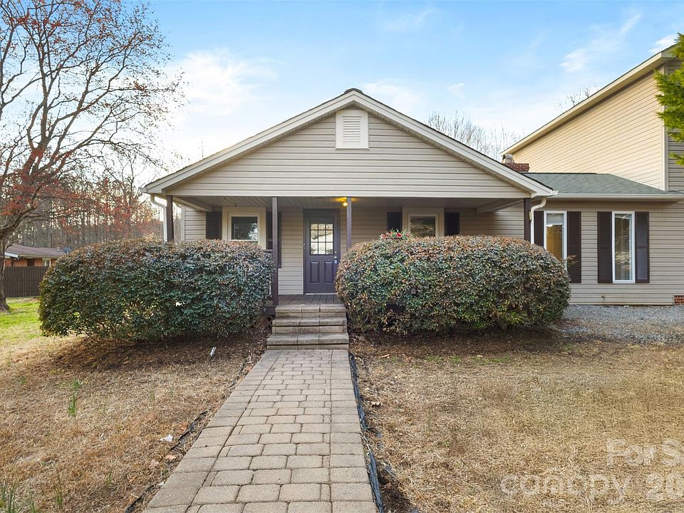 1st image of 1751 Robert Martin Rd