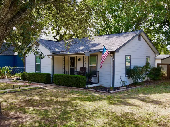 1015 Franklin St, Weatherford, TX 76086