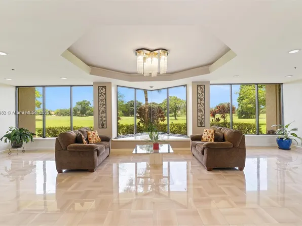 7300 Radice Ct APT 805, Lauderhill, FL 33319