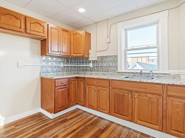 306 Manchester St #3 — Photo 10