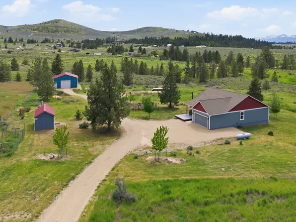 4033 Sunnyside Cemetery Rd, Stevensville, MT 59870