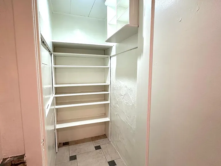 2032 Vista Del Mar St #1 — Photo 4