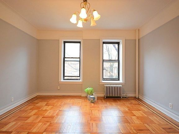 4th image of 2197 Ocean Ave APT 3