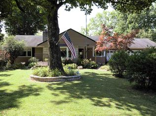 753 Honeysuckle Dr, Taylor Mill, KY 41015