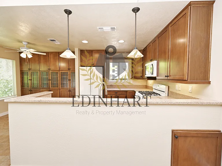 6353 N Brix Ave — Photo 10